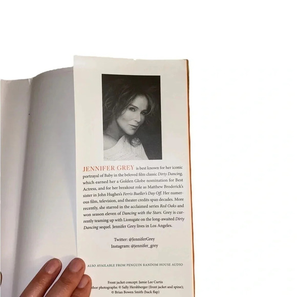 Jennifer Grey’s memoir “out of the corner “. Hardback book - Picture 4 of 10